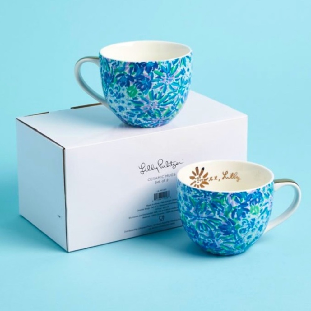Lilly Pulitzer Coffee Mugs new in box - Set of 2